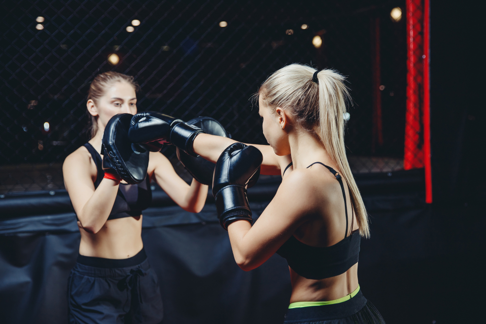 The Intersection of Technology and Women's MMA Revolutionizing Training Methods